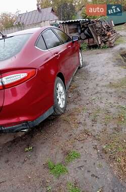 Седан Ford Fusion 2015 в  фото 10 Седан Ford Fusion 2015 в