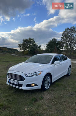 Седан Ford Fusion 2014 в 