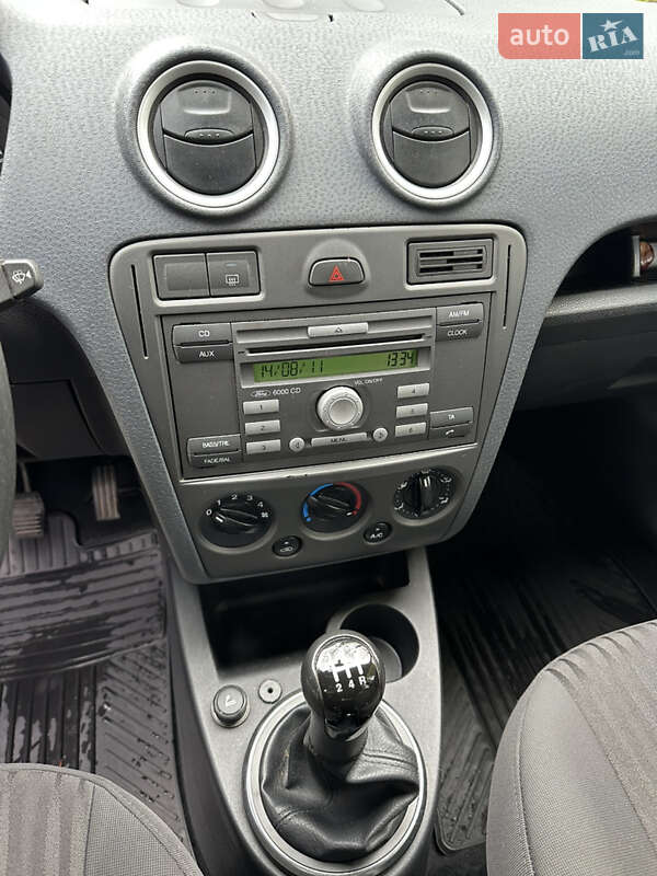 Хетчбек Ford Fusion 2011 в Києві фото 12 Хетчбек Ford Fusion 2011 в Києві