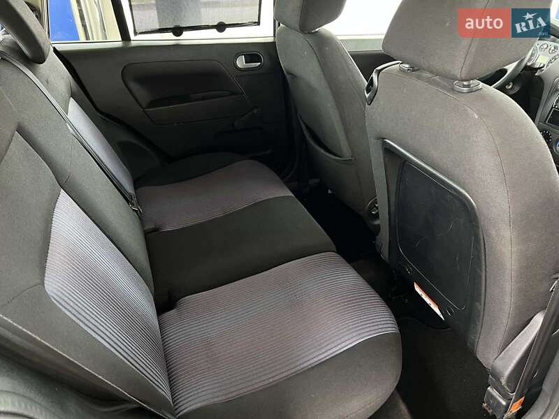Хэтчбек Ford Fusion 2011 в Николаеве