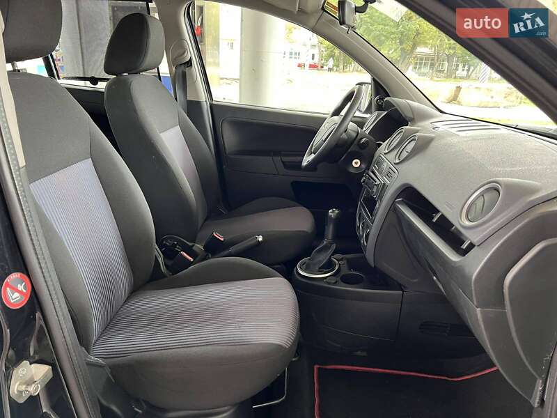 Хэтчбек Ford Fusion 2011 в Николаеве