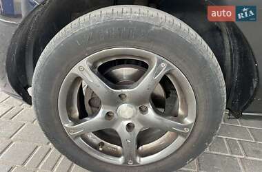 Хэтчбек Ford Fusion 2011 в 