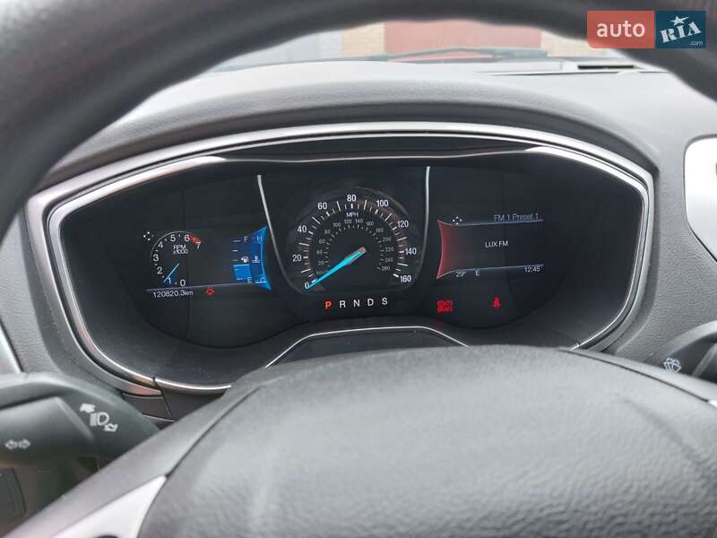 Седан Ford Fusion 2015 в Киеве фото 2 Седан Ford Fusion 2015 в Киеве