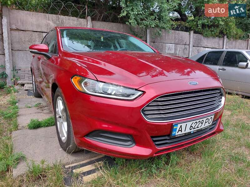 Ford Fusion 2015