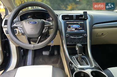 Седан Ford Fusion 2014 в 
