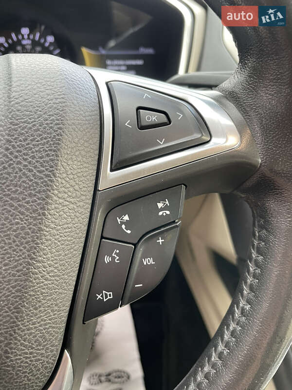 Седан Ford Fusion 2015 в Одессе