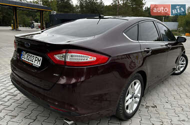 Седан Ford Fusion 2013 в  фото 6 Седан Ford Fusion 2013 в