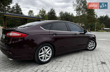 Седан Ford Fusion 2013 в  фото 9 Седан Ford Fusion 2013 в
