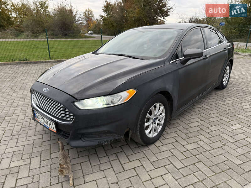 Седан Ford Fusion 2015 в Шепетівці