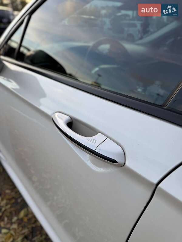 Седан Ford Fusion 2013 в Киеве