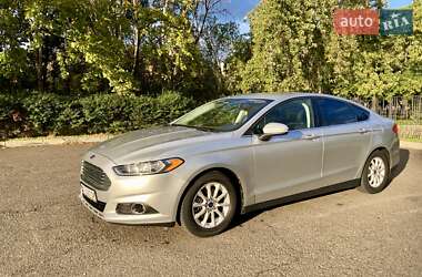 Ford Fusion 2015