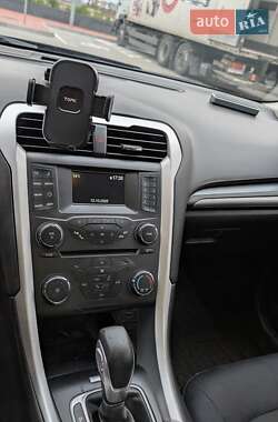 Седан Ford Fusion 2015 в Киеве