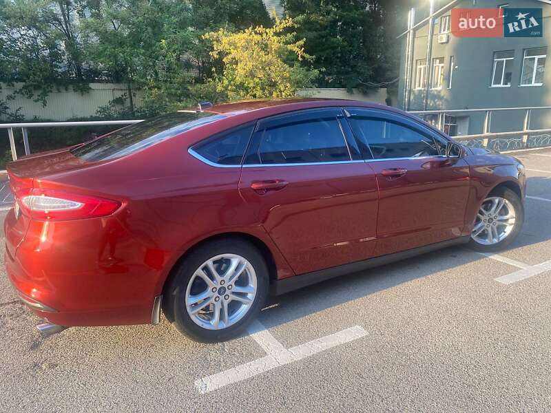 Седан Ford Fusion 2014 в Києві фото 8 Седан Ford Fusion 2014 в Києві