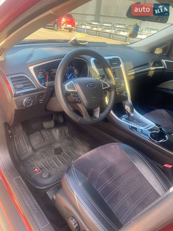 Седан Ford Fusion 2014 в Києві фото 13 Седан Ford Fusion 2014 в Києві