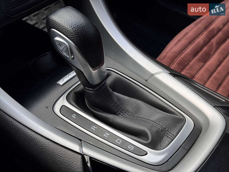 Седан Ford Fusion 2016 в Киеве