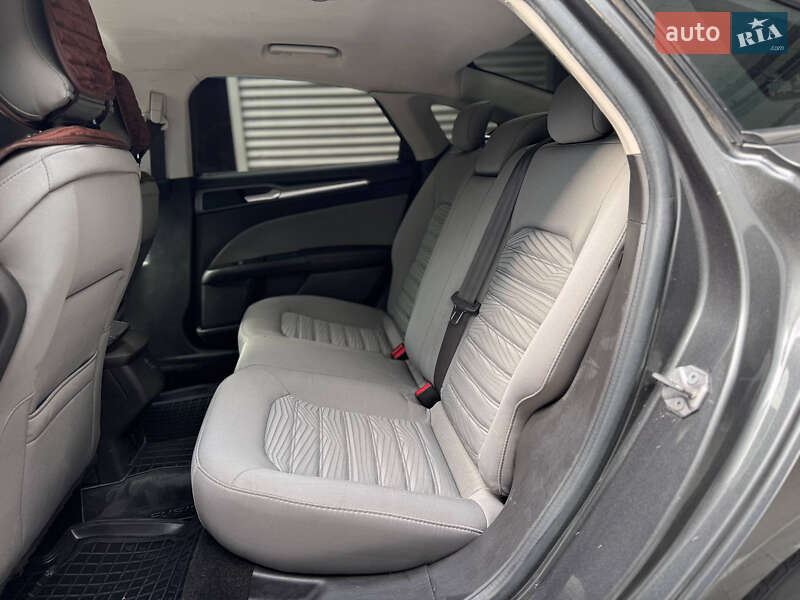Седан Ford Fusion 2016 в Киеве
