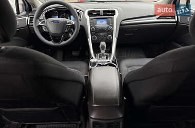 Седан Ford Fusion 2013 в  фото 18 Седан Ford Fusion 2013 в