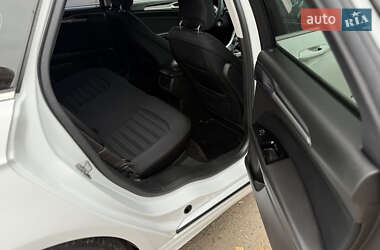 Седан Ford Fusion 2013 в  фото 19 Седан Ford Fusion 2013 в