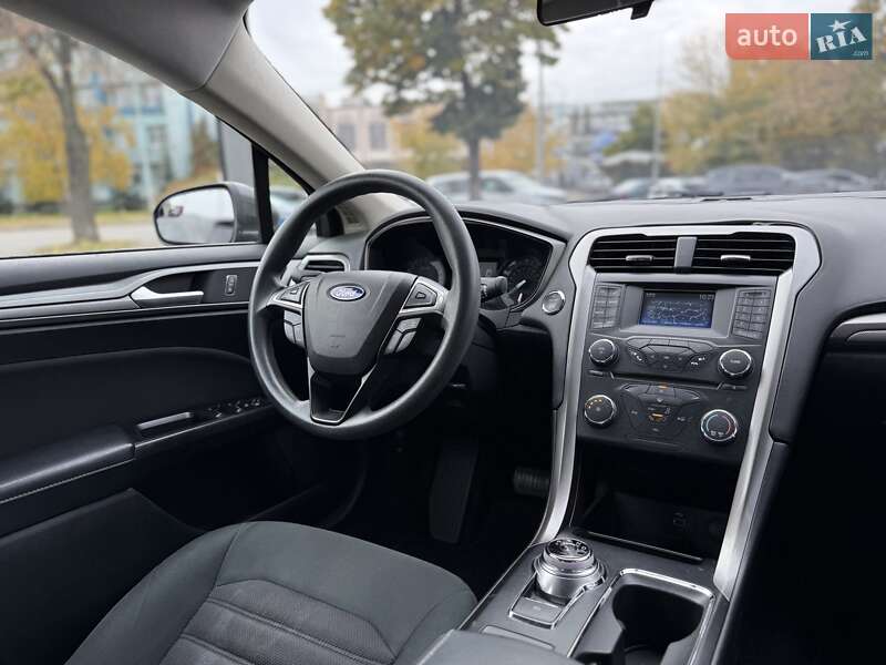 Седан Ford Fusion 2017 в Києві