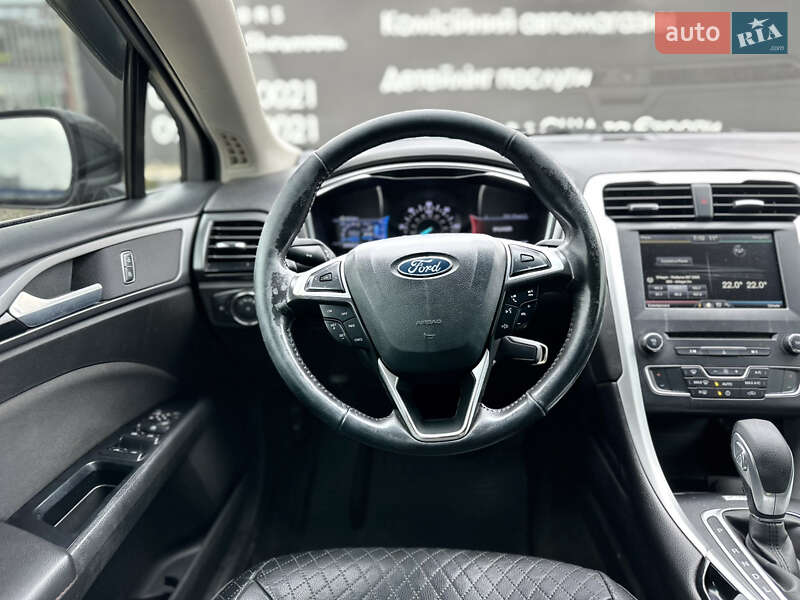 Седан Ford Fusion 2015 в Харкові