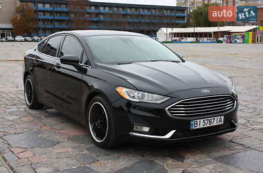 Седан Ford Fusion 2018 в Кременчуці