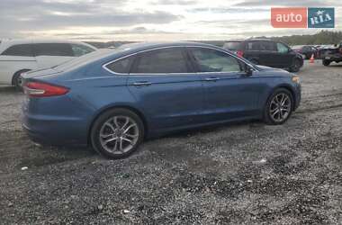 Седан Ford Fusion 2019 в 