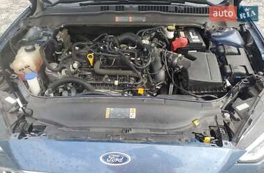 Седан Ford Fusion 2019 в 