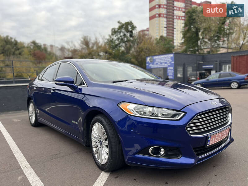 Седан Ford Fusion 2013 в Киеве фото 4 Седан Ford Fusion 2013 в Киеве