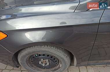 Седан Ford Fusion 2020 в Бродах