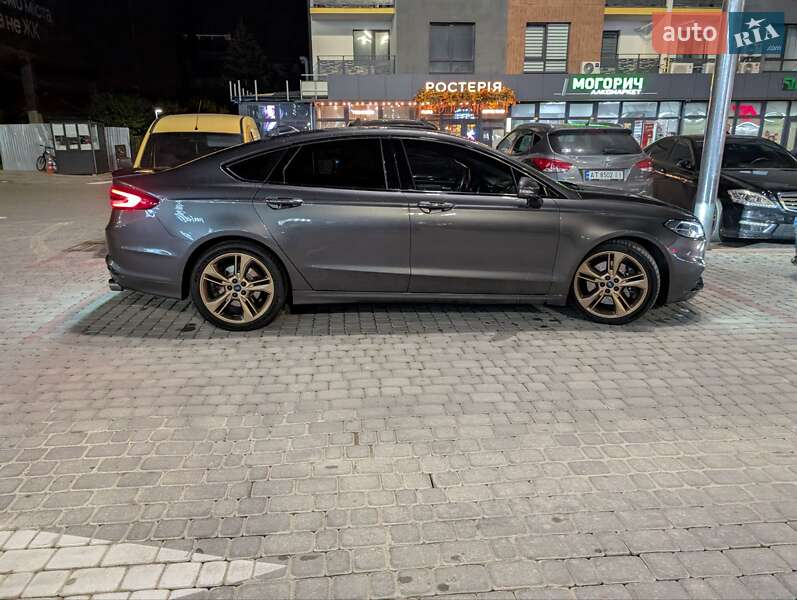 Седан Ford Fusion 2017 в Ивано-Франковске
