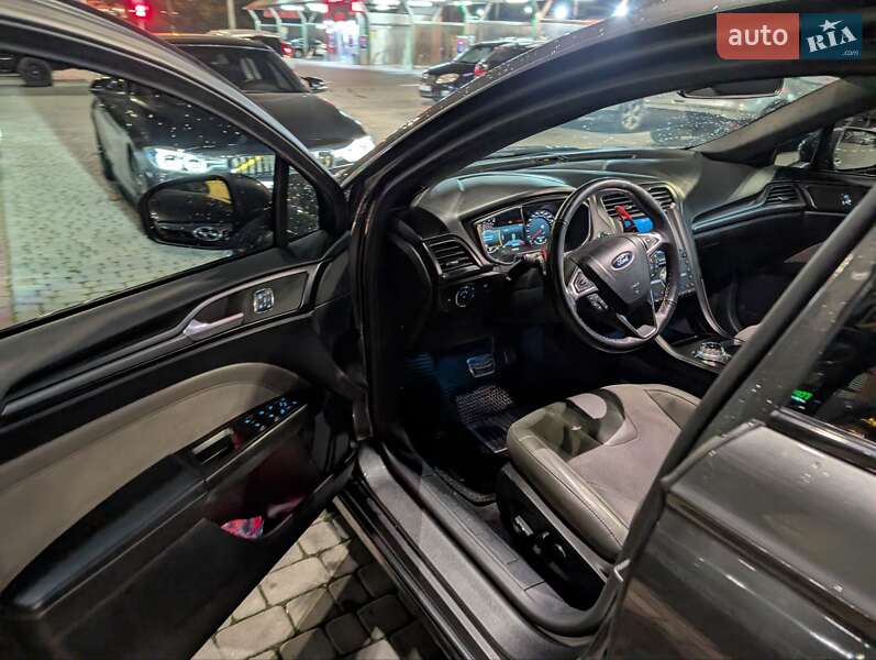 Седан Ford Fusion 2017 в Ивано-Франковске