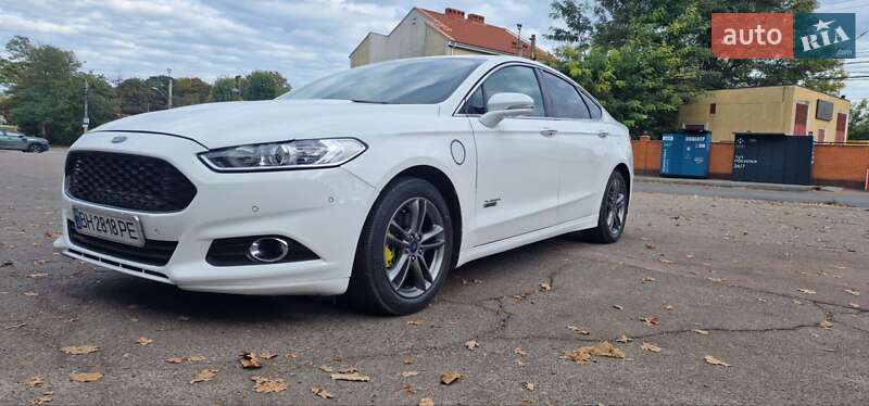 Ford Fusion 2015
