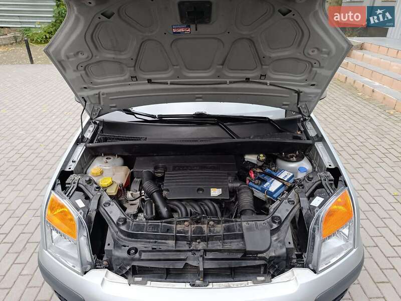 Хетчбек Ford Fusion 2008 в Вінниці фото 10 Хетчбек Ford Fusion 2008 в Вінниці