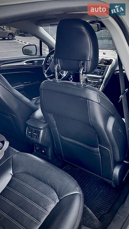 Седан Ford Fusion 2014 в Харкові