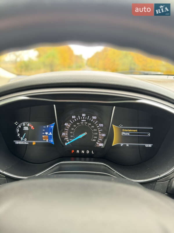 Седан Ford Fusion 2017 в Попільні