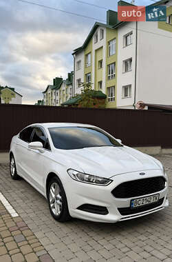 Ford Fusion 2015