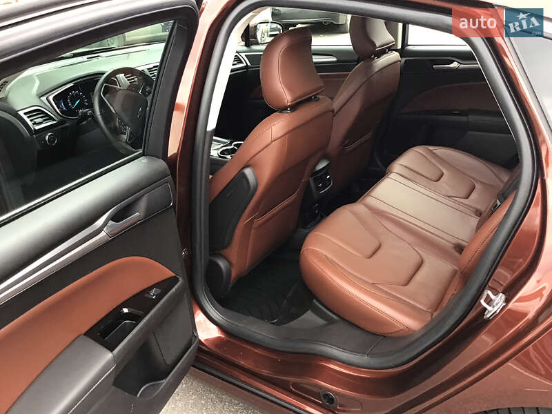 Седан Ford Fusion 2015 в Вінниці