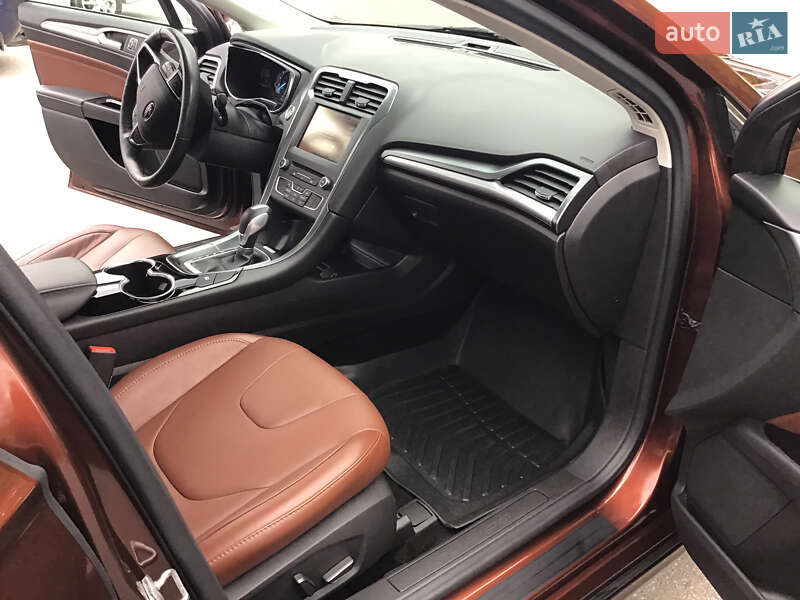 Седан Ford Fusion 2015 в Вінниці