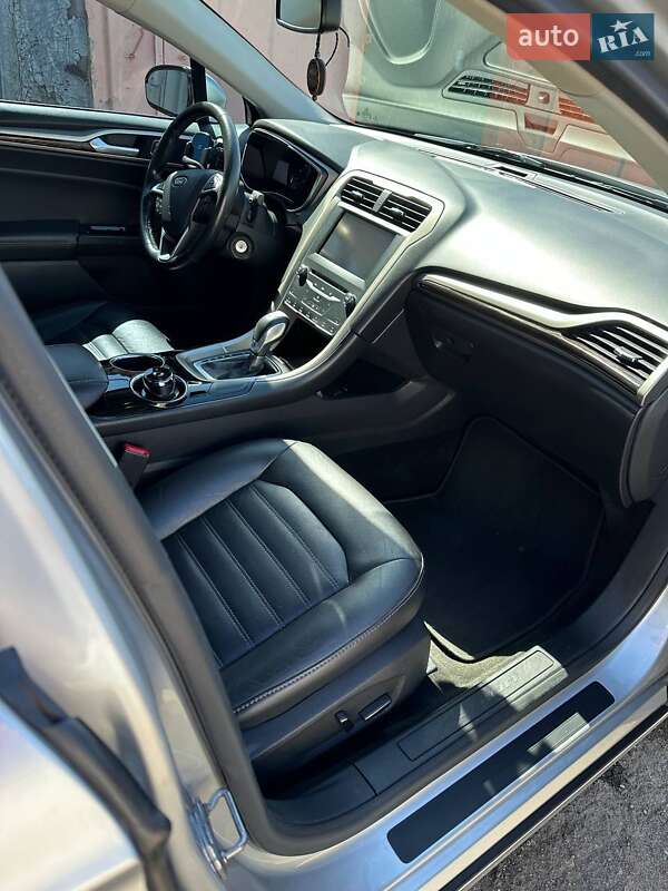 Седан Ford Fusion 2013 в Києві фото 14 Седан Ford Fusion 2013 в Києві