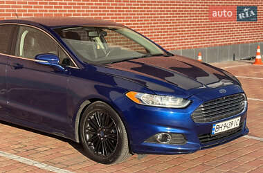 Седан Ford Fusion 2014 в 