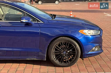 Седан Ford Fusion 2014 в 