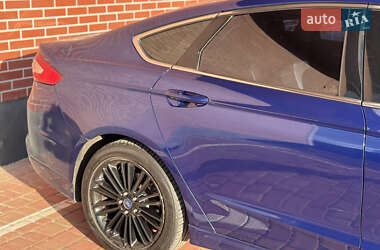 Седан Ford Fusion 2014 в 
