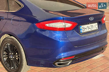 Седан Ford Fusion 2014 в 