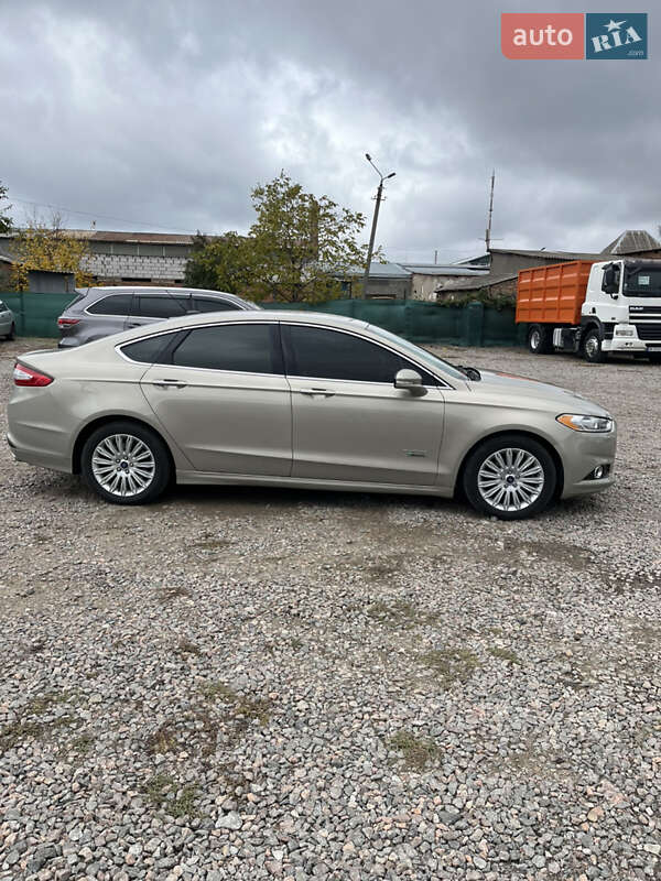 Седан Ford Fusion 2014 в Первомайске фото 3 Седан Ford Fusion 2014 в Первомайске