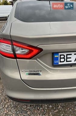 Седан Ford Fusion 2014 в  фото 9 Седан Ford Fusion 2014 в