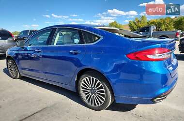 Седан Ford Fusion 2018 в  фото 2 Седан Ford Fusion 2018 в