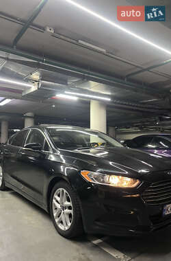 Седан Ford Fusion 2015 в Киеве