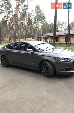 Седан Ford Fusion 2013 в  фото 12 Седан Ford Fusion 2013 в