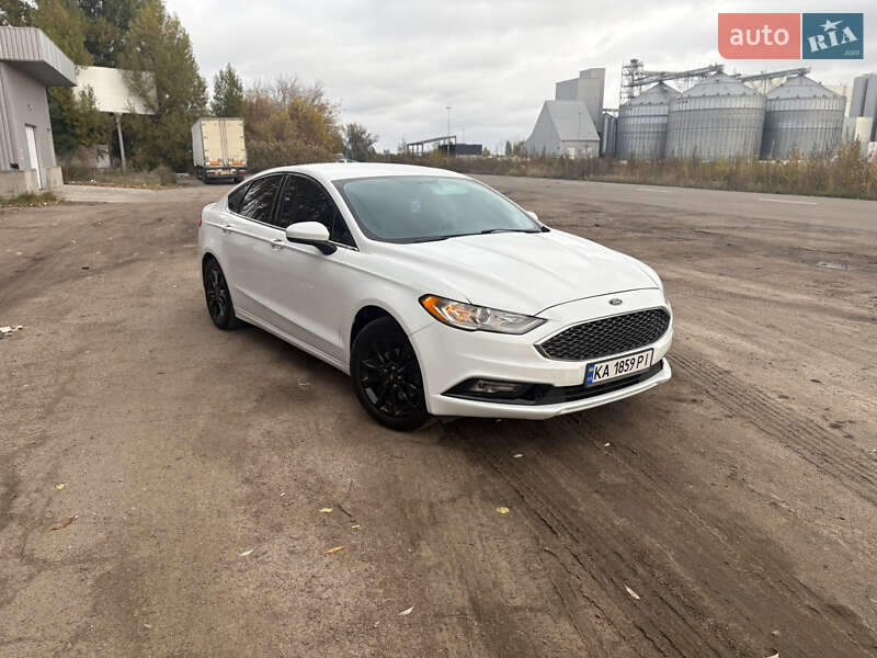 Седан Ford Fusion 2016 в Борисполі