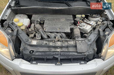 Хетчбек Ford Fusion 2011 в 